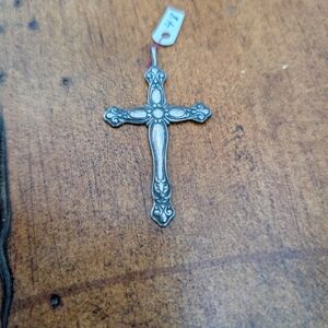 Ornate Silver Cross Pendant NEW
